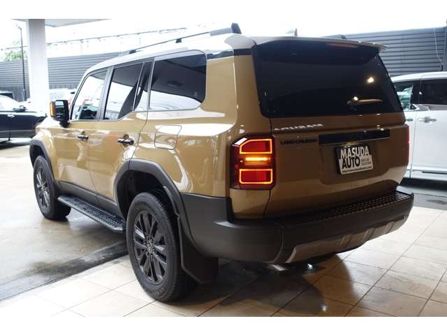 TOYOTA Land Cruiser Wagon ZX Beige 2024′ FA1A3