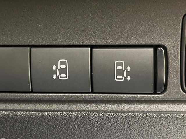 NISSAN Serena Highway Star V Pearl White 2023′ FA1K1