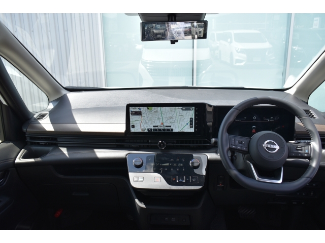 NISSAN Serena e-POWER Highway Star V Pearl White 2025′ FA1MF