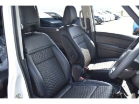 
									NISSAN Serena e-POWER Highway Star V Pearl White 2025′ FA1MF full								