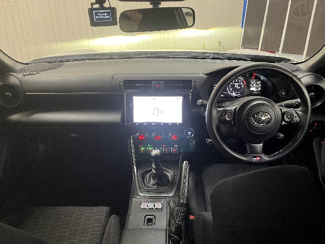 TOYOTA 86 SZ Pearl White 2022′ FA3FR