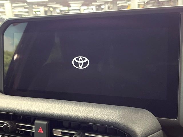 TOYOTA Land Cruiser Wagon VX Black 2024′ FA4KV