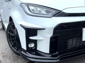 
									TOYOTA Yaris RZ High Performance Pearl White 2021′ FA4L2 full								