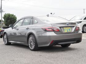 
									TOYOTA Crown S Gray 2021′ FBWWB full								