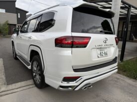 TOYOTA Land Cruiser Wagon ZX Pearl White 2024′ FBWZX