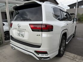 TOYOTA Land Cruiser Wagon ZX Pearl White 2024′ FBWZX