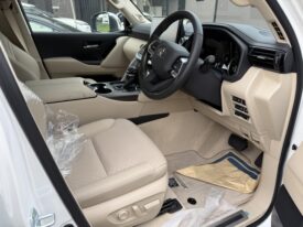 TOYOTA Land Cruiser Wagon ZX Pearl White 2024′ FBWZX