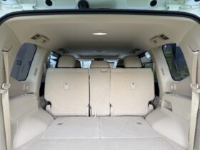 
									TOYOTA Land Cruiser Wagon ZX Pearl White 2024′ FBWZX full								