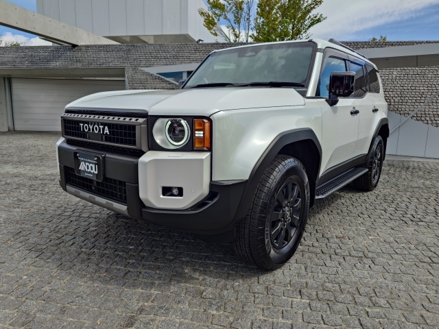 TOYOTA Land Cruiser Wagon VX First Edition Pearl White 2024′ FBX16