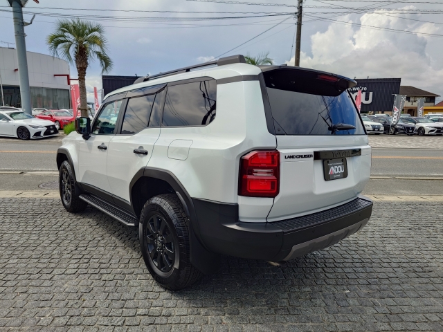 TOYOTA Land Cruiser Wagon VX First Edition Pearl White 2024′ FBX16