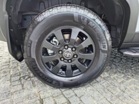 
									TOYOTA Land Cruiser Wagon VX First Edition Pearl White 2024′ FBX16 full								