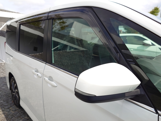 TOYOTA Noah S-Z Pearl White 2023′ FBX1G