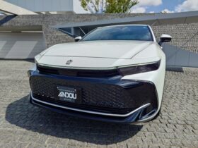 
									TOYOTA Crown CrossOver X Pearl White 2024′ FBX1Q full								