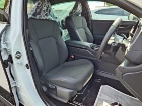 
									TOYOTA Crown CrossOver X Pearl White 2024′ FBX1Q full								