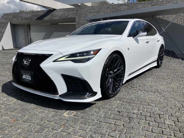 Lexus LS F Sport Pearl White 2021′ FBX2A
