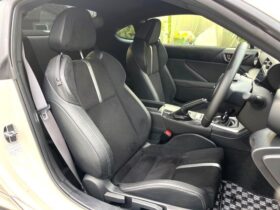 
									TOYOTA 86 RZ Pearl White 2024′ FC4U1 full								