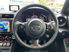 
									TOYOTA 86 RZ Pearl White 2024′ FC4U1 full								