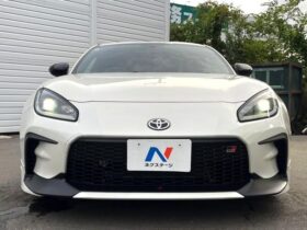 
									TOYOTA 86 RZ Pearl White 2024′ FC4U1 full								