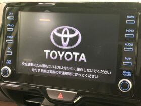 
									TOYOTA Yaris Cross Hybrid Z Pearl White 2021′ FC4Y0 full								