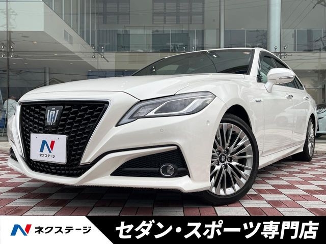 TOYOTA Crown S Elegance Style Pearl White 2020′ FC4YC