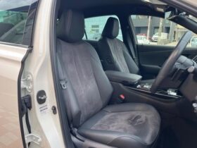 
									TOYOTA Crown S Elegance Style Pearl White 2020′ FC4YC full								