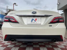 
									TOYOTA Crown S Elegance Style Pearl White 2020′ FC4YC full								