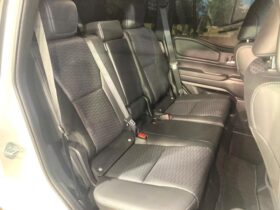 
									TOYOTA Land Cruiser Wagon VX Pearl White 2024′ FC4ZY full								