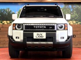 
									TOYOTA Land Cruiser Wagon VX Pearl White 2024′ FC4ZY full								
