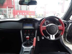 
									TOYOTA 86 GT Pearl White 2015′ FC55K full								