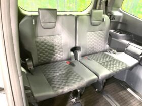 
									TOYOTA Voxy S-Z Pearl White 2025′ FC5DA full								
