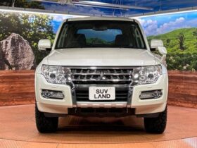 
									MITSUBISHI Pajero Exceed Pearl White 2018′ FC5N0 full								
