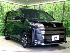 
									TOYOTA Noah S-Z Black 2023′ FC62B full								