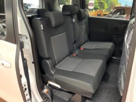 
									TOYOTA Sienta G Pearl White 2025′ FC6HU full								