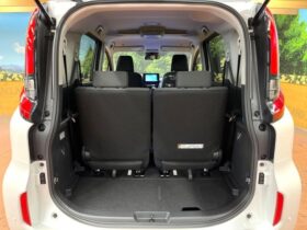 
									TOYOTA Sienta G Pearl White 2025′ FC6HU full								