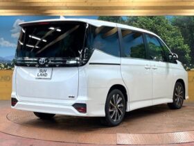 
									TOYOTA Voxy S-Z Pearl White 2025′ FC6IS full								