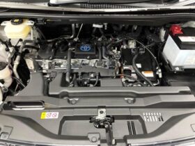 
									TOYOTA Voxy S-Z Pearl White 2025′ FC6IS full								