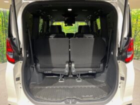 
									TOYOTA Noah S-Z Pearl White 2024′ FC6UT full								