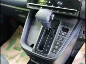 
									TOYOTA Noah X Gray 2024′ FC8F0 full								