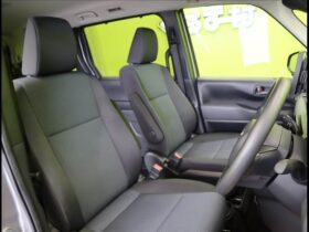
									TOYOTA Noah X Gray 2024′ FC8F0 full								