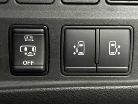 
									NISSAN Serena e-POWER Highway Star V Red 2020′ FC9ST full								