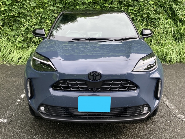 TOYOTA Yaris Cross Z Urbano Gray/Black 2025′ FCJZ8