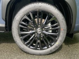
									TOYOTA Yaris Cross Z Urbano Gray/Black 2025′ FCJZ8 full								