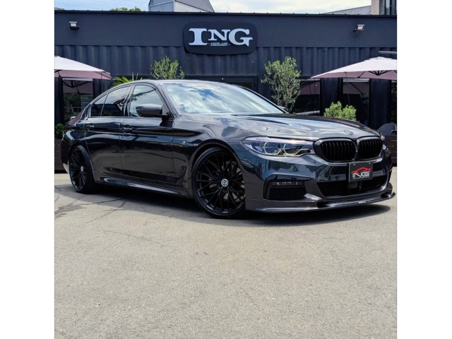 BMW 5 Series 523d xDrive M Spirit Gray 2020′ FCJZB