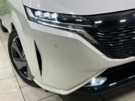 
									NISSAN AURA G Leather Edition Pearl White 2023′ FE9TP full								