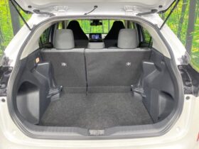 
									TOYOTA Yaris Cross G Pearl White 2023′ FE9WN full								