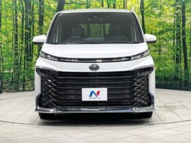 
									TOYOTA Voxy S-Z Pearl White 2025′ FE9WR full								