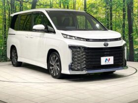 
									TOYOTA Voxy S-Z Pearl White 2025′ FE9WR full								