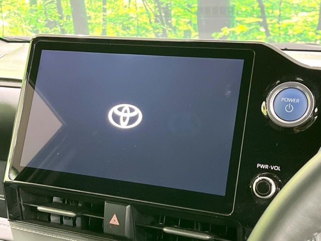 TOYOTA Noah Hybrid S-Z Pearl White 2023′ FEA0R