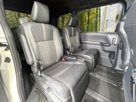 
									TOYOTA Noah Hybrid S-Z Pearl White 2023′ FEA0R full								