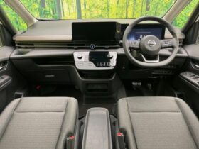 
									NISSAN Serena e-POWER Highway Star V Pearl White 2024′ FEA3H full								